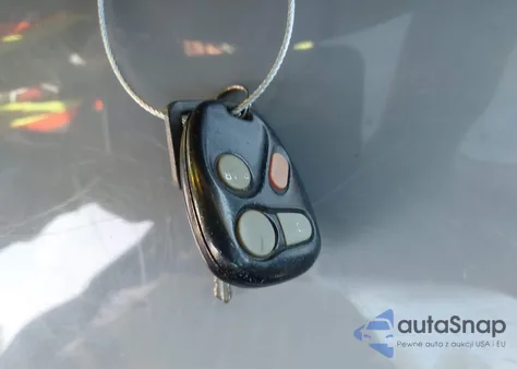 2001 Pontiac Firebird z USA, uszkodzony, nr VIN 2G2FS22K512139575